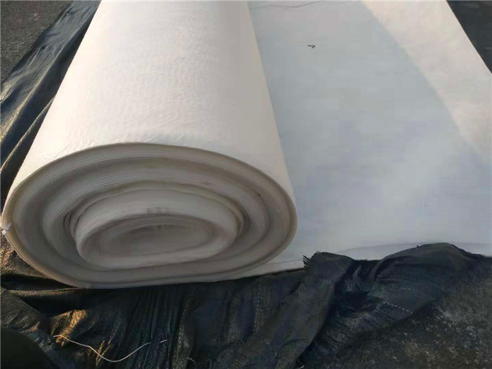 復(fù)合土工膜施工前要做哪些準備？