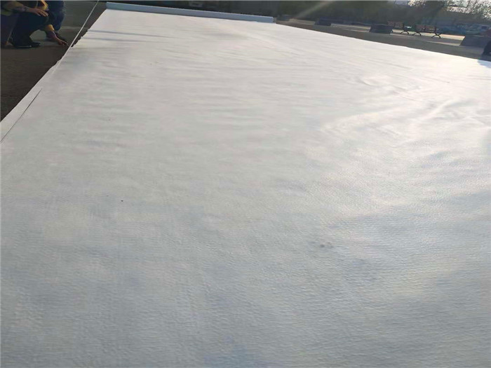 復合土工膜的施工事宜及特性