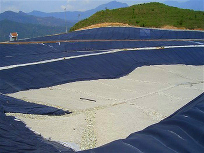 復(fù)合土工膜的修補(bǔ)方法